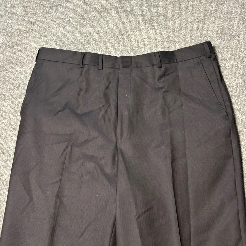 Gieves &‎ Hawkes men's two piece  100% Worsted Wool Mens Black pinstripe Suit